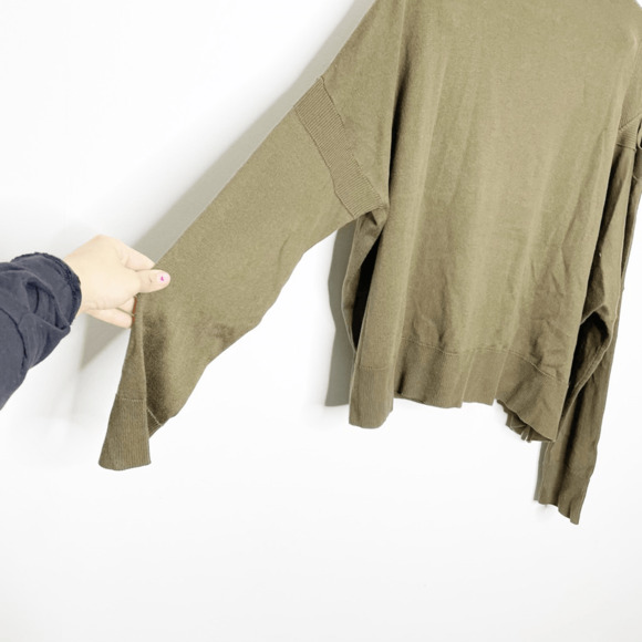 PLANET BY LAUREN G Asymmetric cold shoulder Sweater green pima WOMENS ONE SIZE - Picture 5 of 7